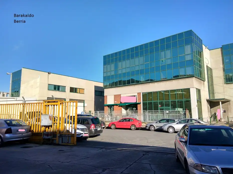 Vista exterior de Oficina en venda en Valle de Trápaga-Trapagaran