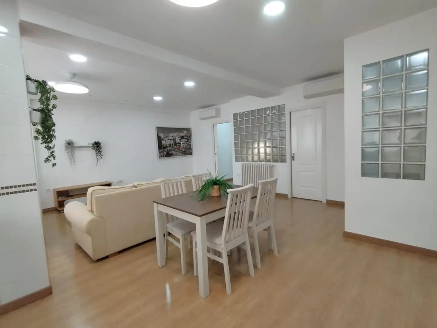 Comedor de Piso de alquiler en Murcia con Aire acondicionado, Calefacción y Amueblado