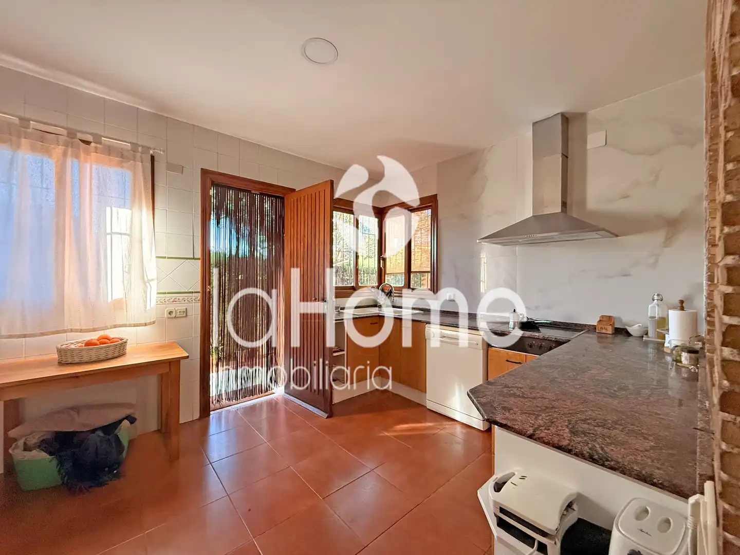 Cocina de Casa o chalet en venta en Paterna con Aire acondicionado, Jardín privado y Parquet