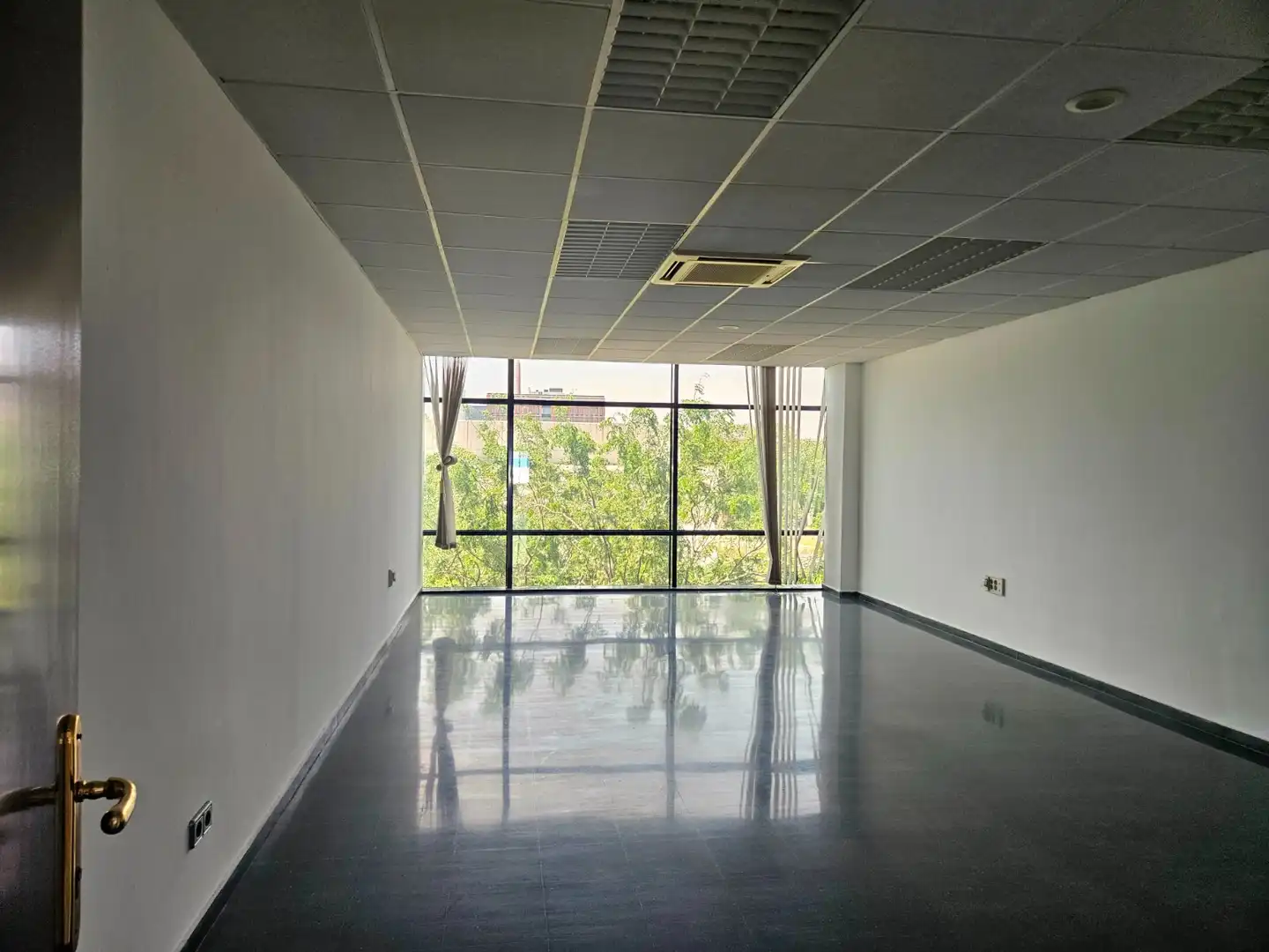 Gebäude zur Miete in Barcelona