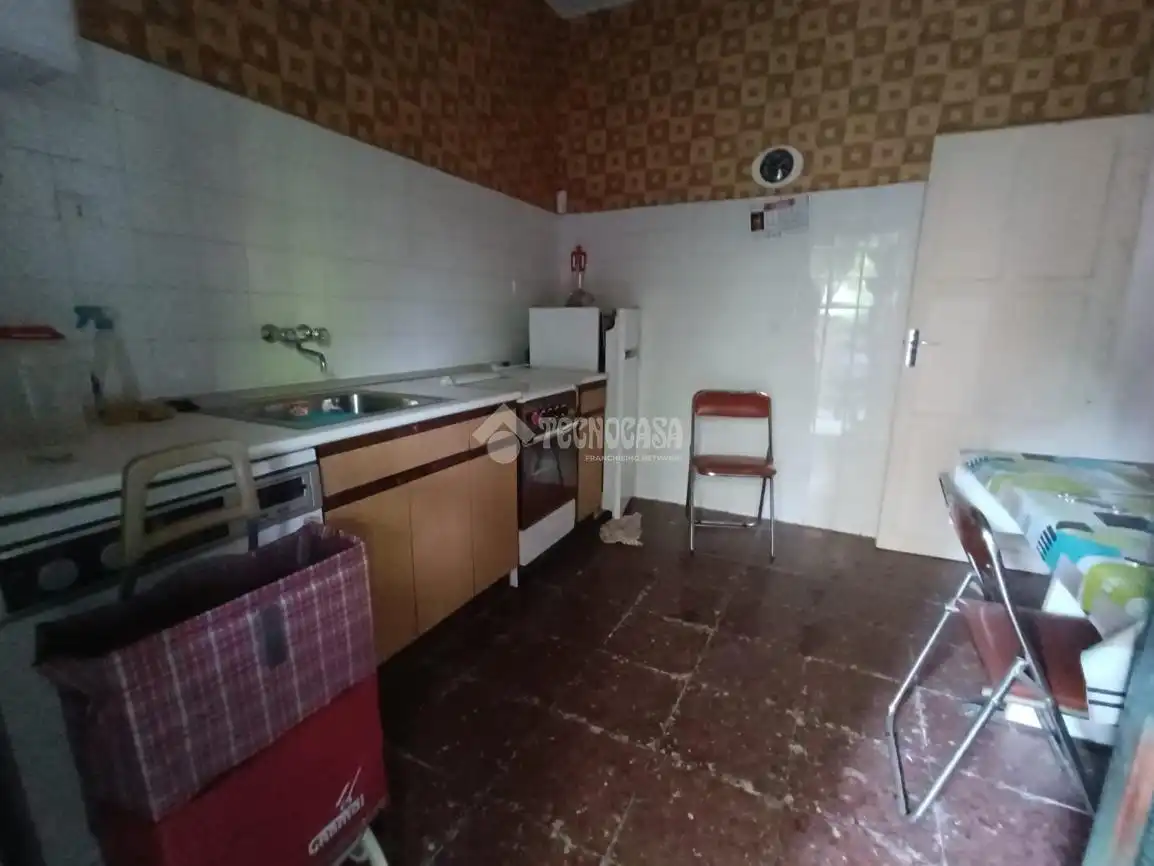 Kitchen of Detached homes for sale in Zaragoza