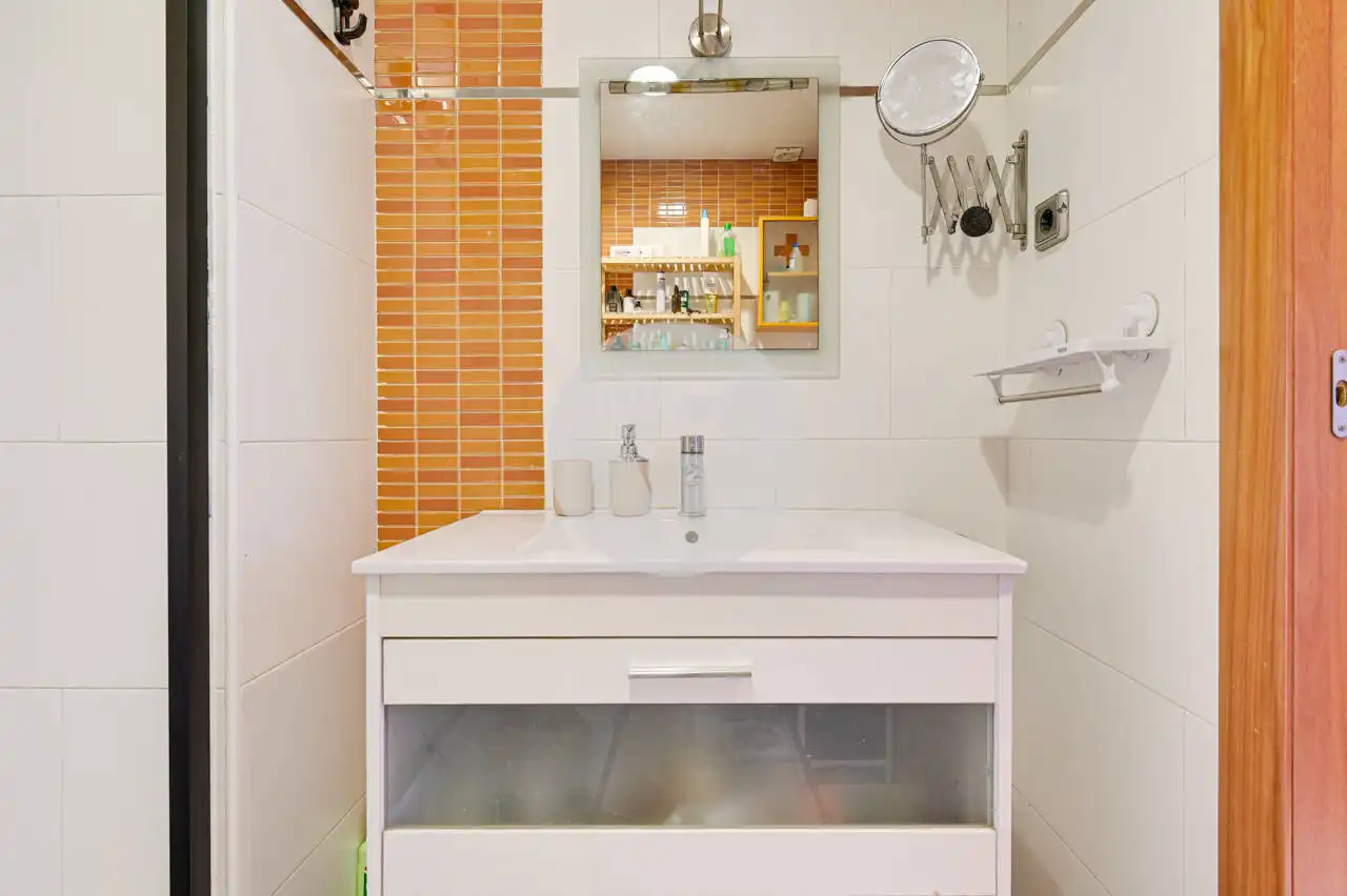 Bathroom of Attic for sale in Mollet del Vallès  with Air Conditioner, Heating and Balcony