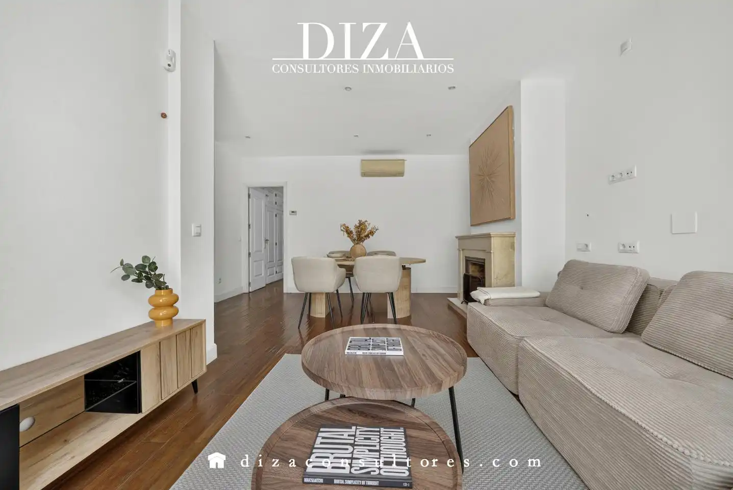 Sala de estar de Ático en venta en Madrid con Aire acondicionado, Calefacción y Terraza