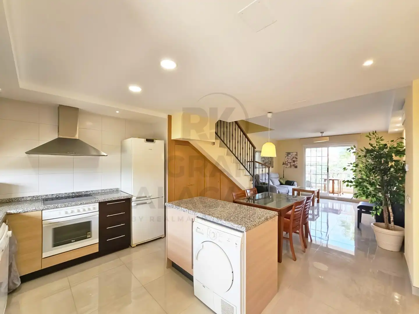 Penthouse with pool for sale in ESCANDINAVIA 98, imagen 3