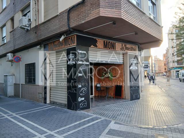 Local comercial en Alquiler en Llombai
