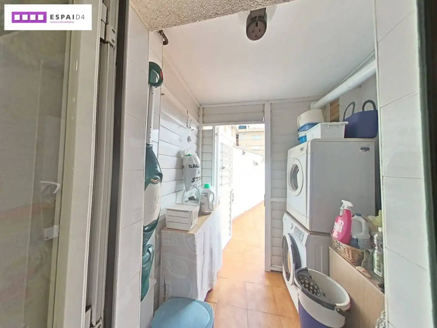 Piso en venta en Ripollet con Aire acondicionado, Calefacción y Terraza