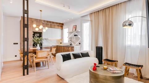 Foto 2 de Piso en venta en Recoletos, Madrid