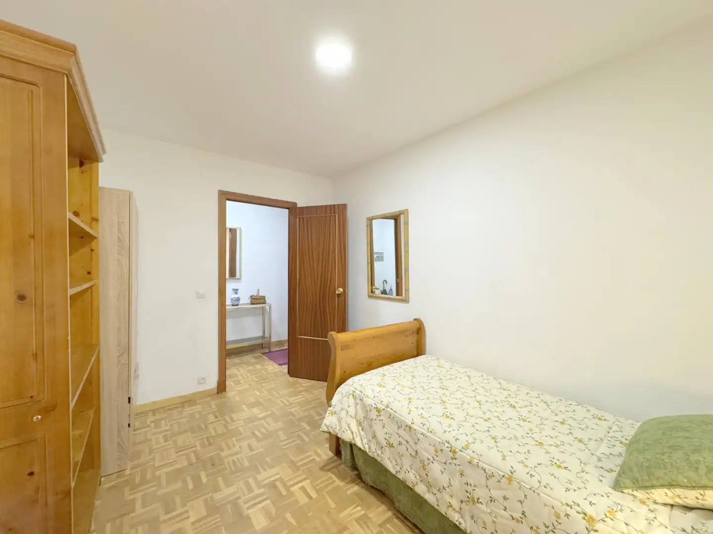Wohnung zur Miete in Calle del Capitán Peñas, Santo Tomás