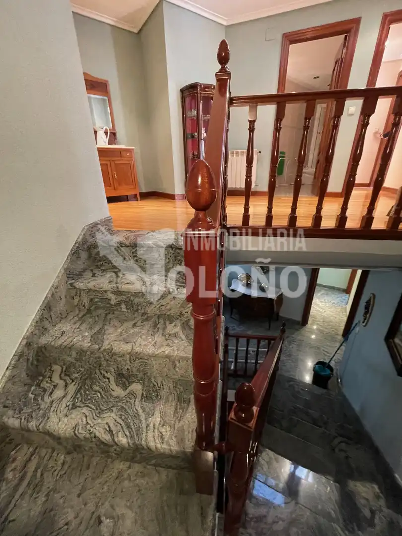 Casa adosada en venta en San Asensio con Calefacción, Parquet y Trastero