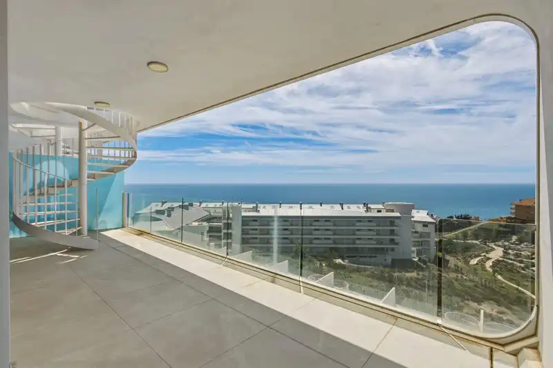 Apartament amb piscina en venda a Med Two, imagen 2