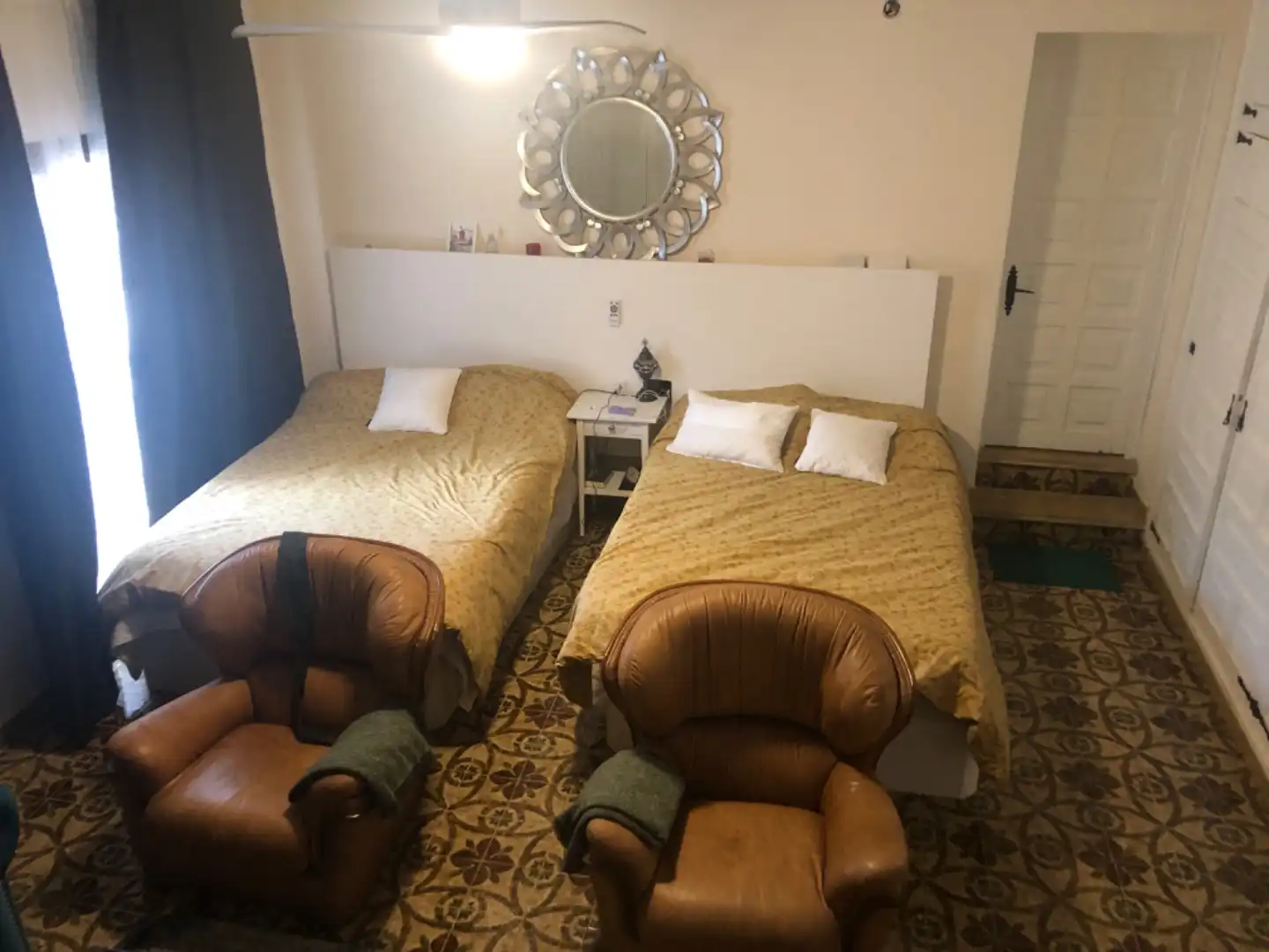 Detached house with garden to rent in Carrer de la Penya Tallada 10