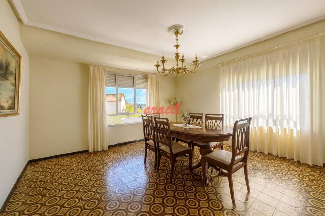 Casa-chalet en Venta en O Pereiro de Aguiar