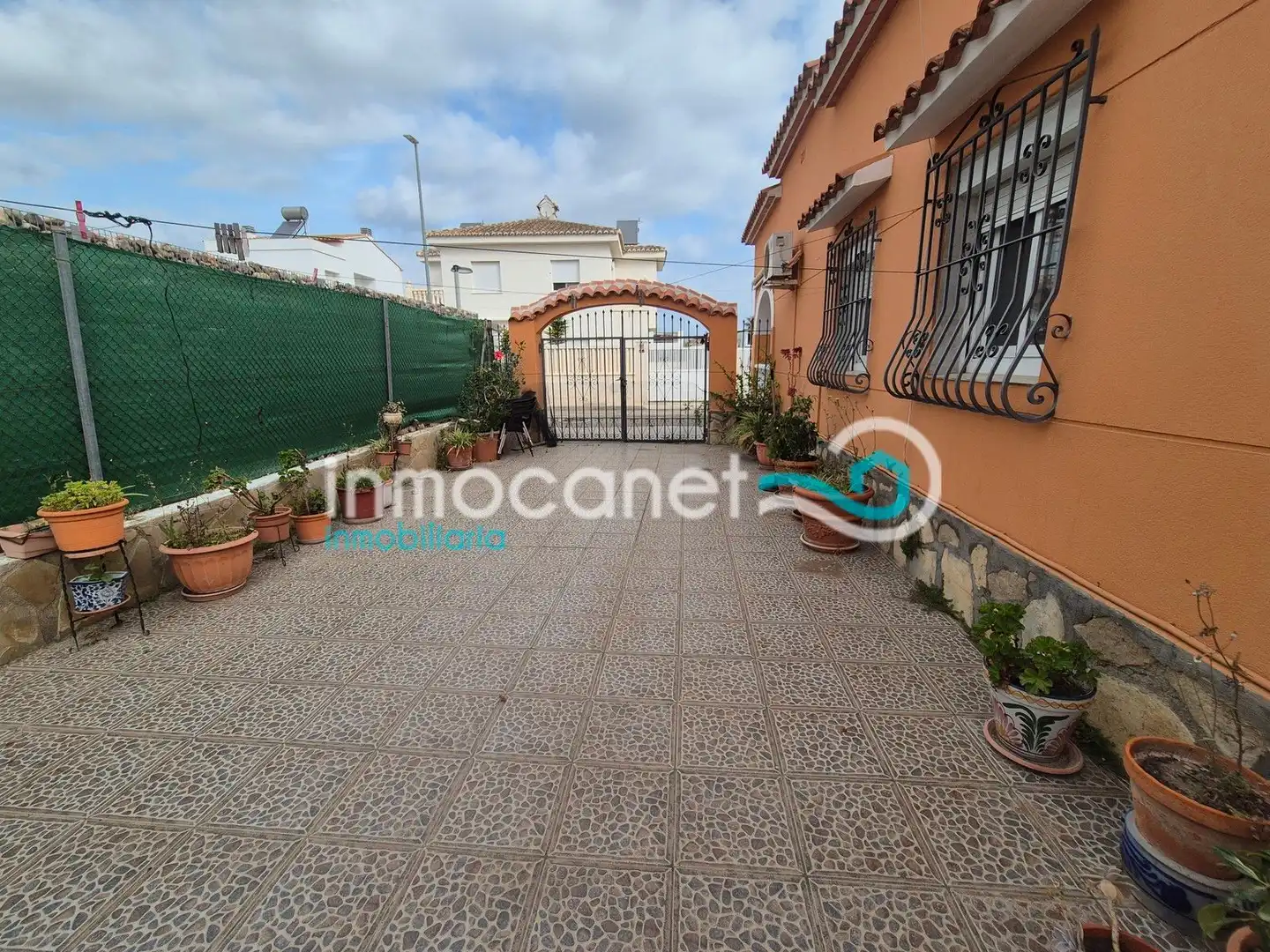Vista exterior de Casa o chalet en venta en Oliva con Jardín privado, Terraza y Trastero