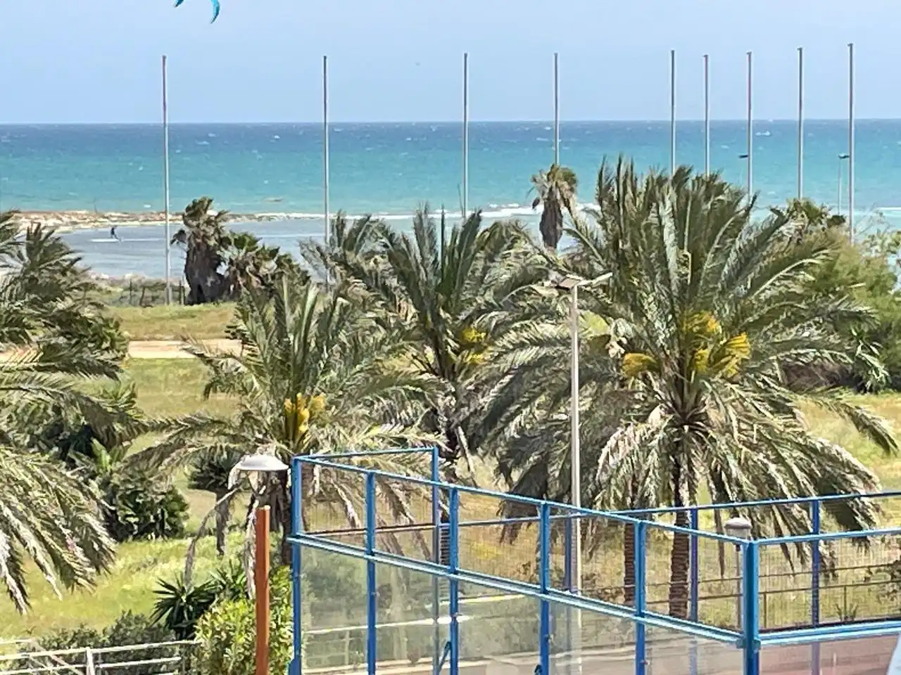 Vista exterior de Apartament en venda en La Manga del Mar Menor amb Aire condicionat, Terrassa i Piscina