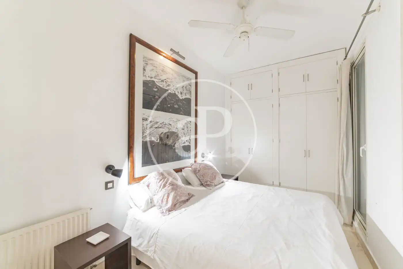 Bedroom of Flat for sale in Madrid  with Heating, Terrace and Furnished