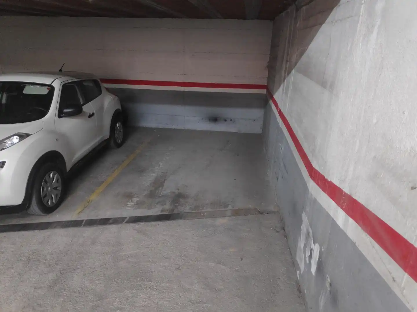 Garage zur Miete in Carrer de Sant Antoni Ma Claret, 15, Sant Hipòlit de Voltregà
