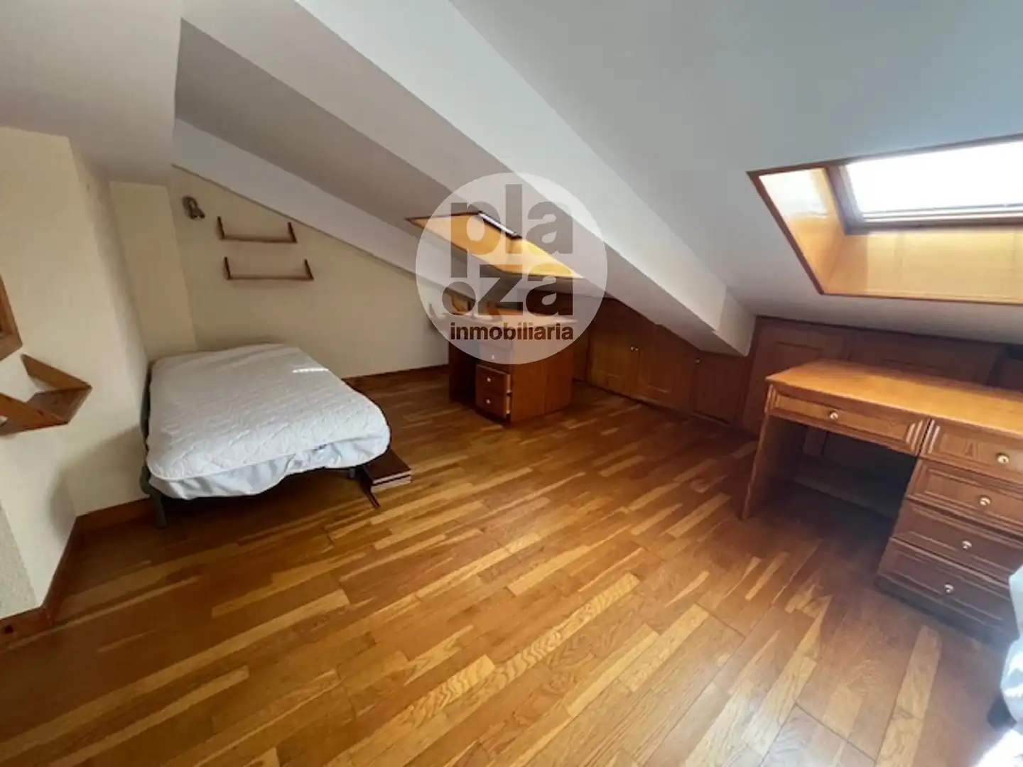 Bedroom of Flat for sale in Burgos  with Heating and Terrace