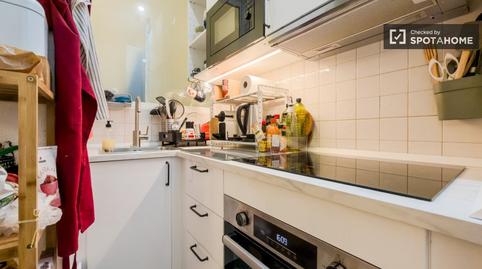 Foto 5 de Pis de lloguer a El Turó de la Peira, Barcelona