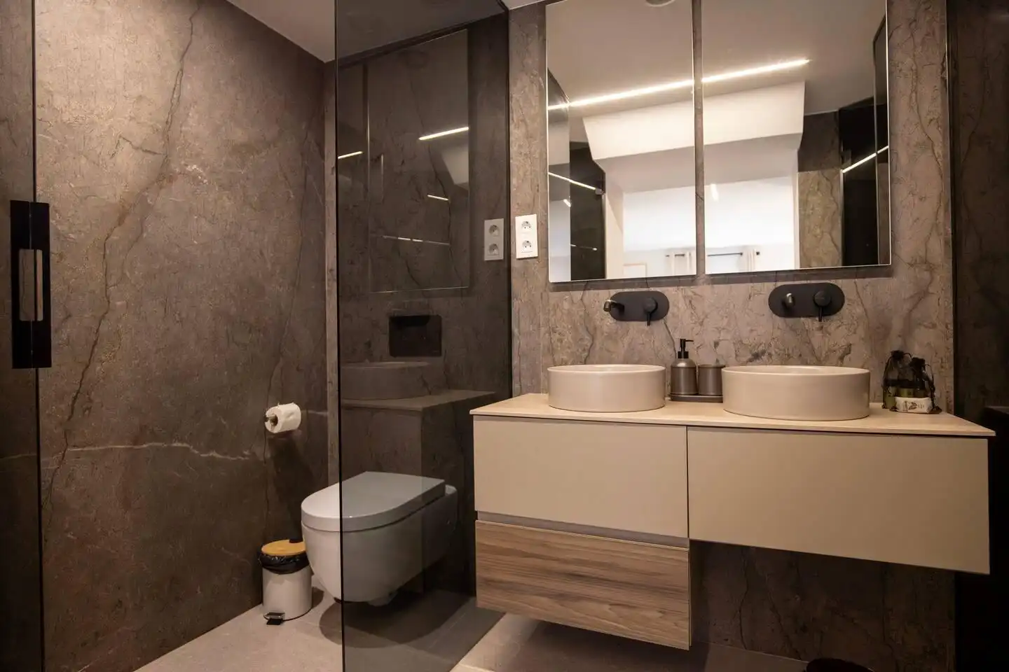 Bathroom of Apartments for rent in Cerdanyola del Vallès  with Air Conditioner and Furnished
