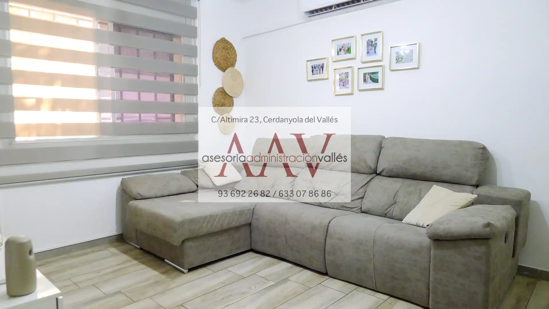 Sala d'estar de Planta baixa en venda en Ripollet amb Aire condicionat, Terrassa i Moblat
