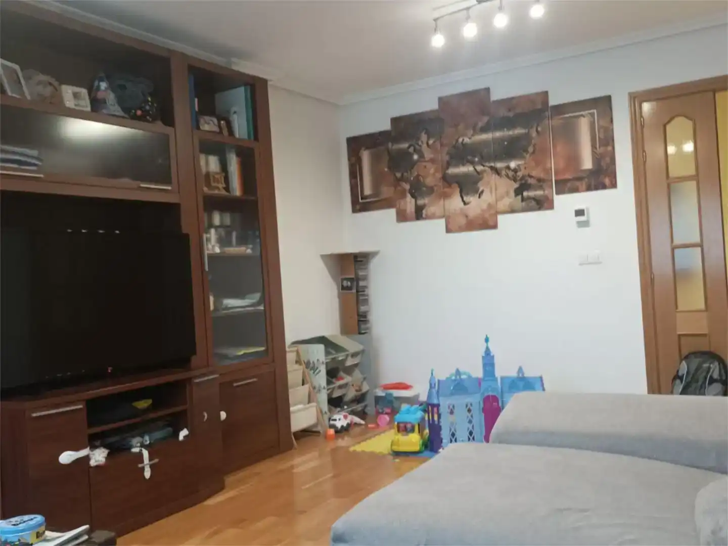 Sala de estar de Piso en venta en Quiroga con Calefacción, Parquet y Trastero