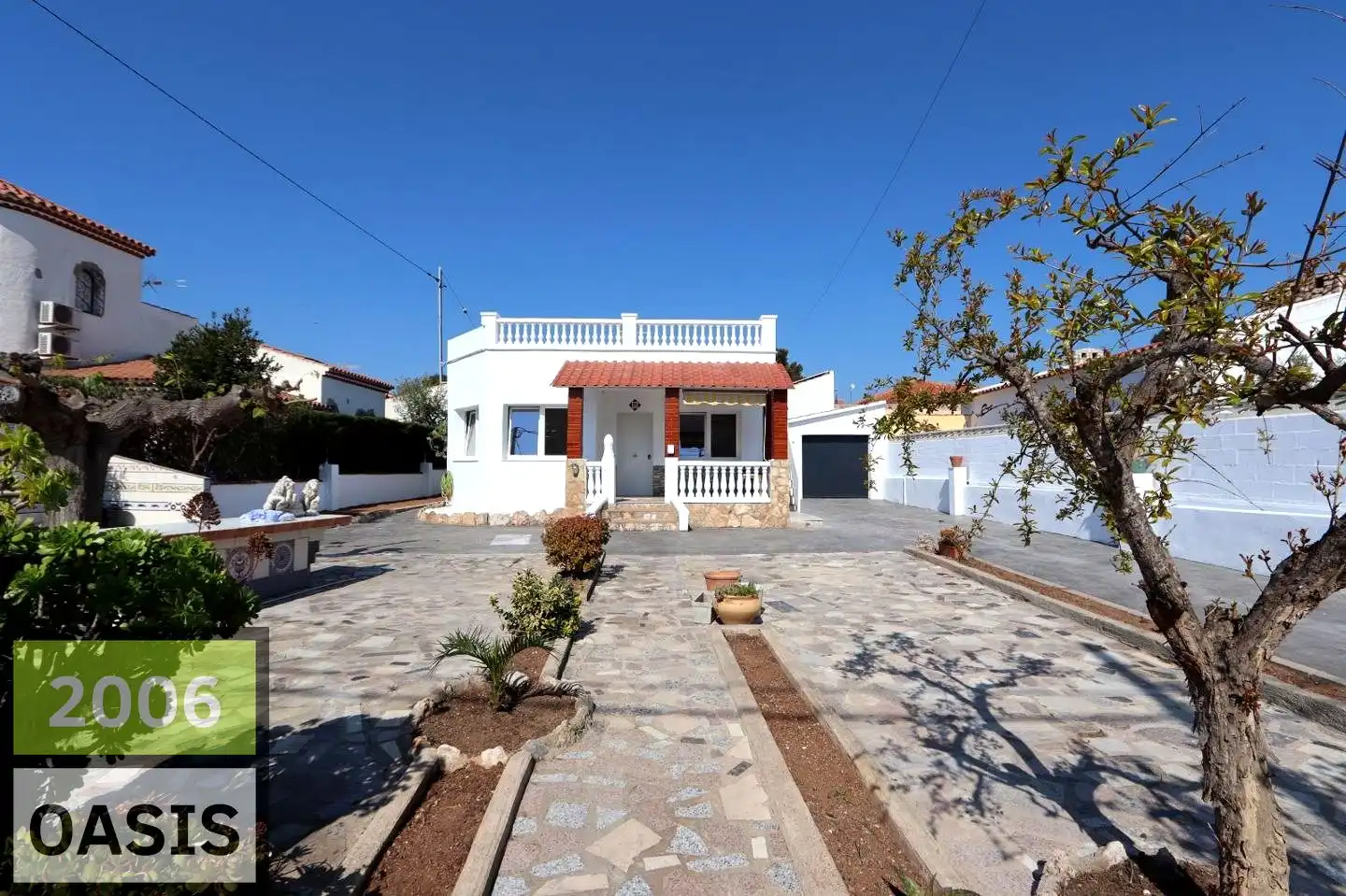 Vista exterior de Casa o chalet en venta en Mont-roig del Camp con Aire acondicionado y Jardín privado