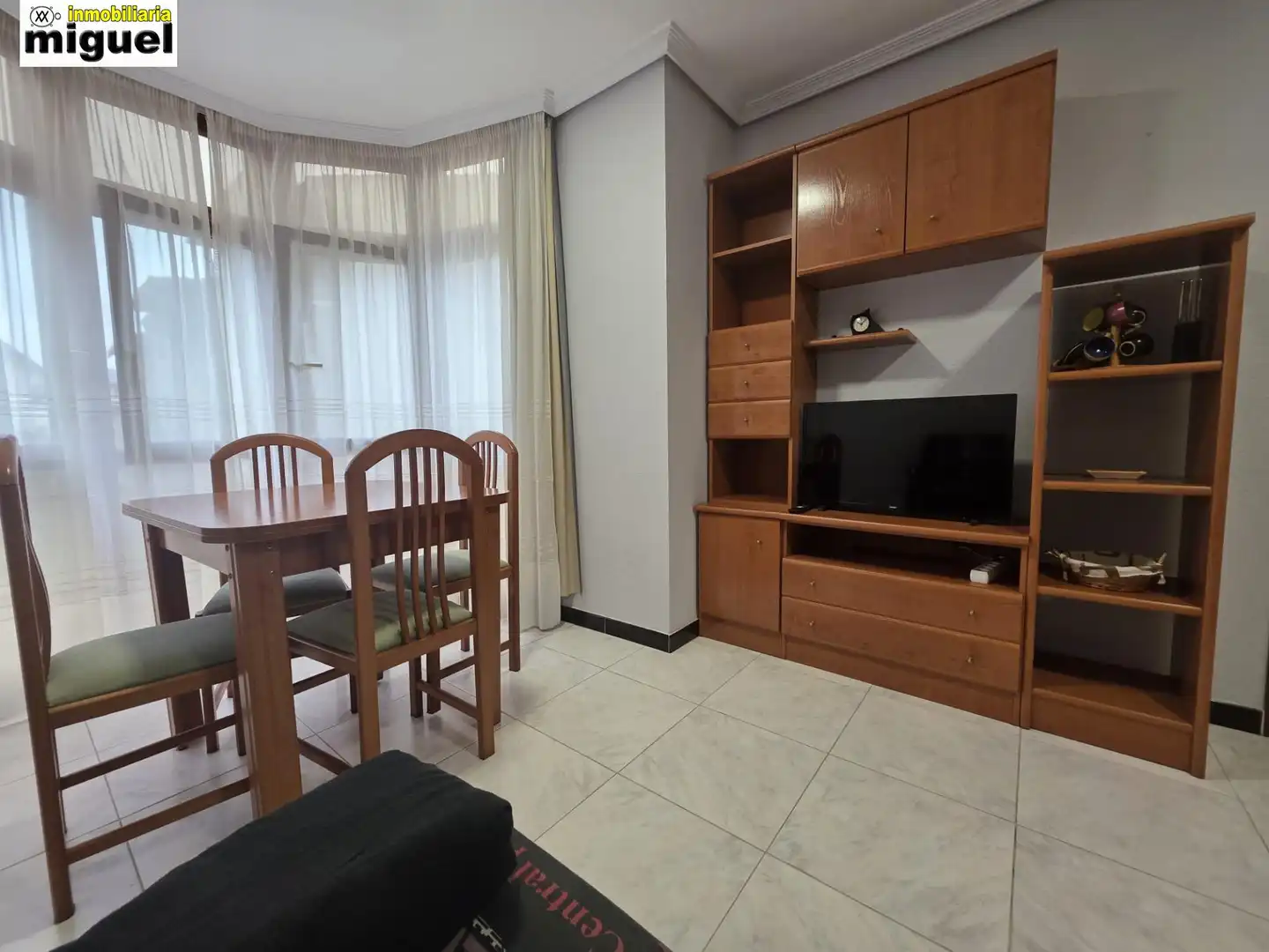 Sala de estar de Apartamento en venta en Val de San Vicente  con Amueblado