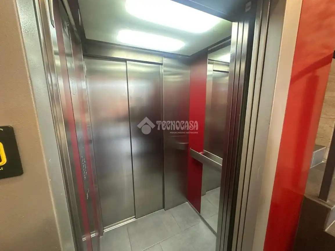 Piso con ascensor en venta en Abando - Albia, imagen 5
