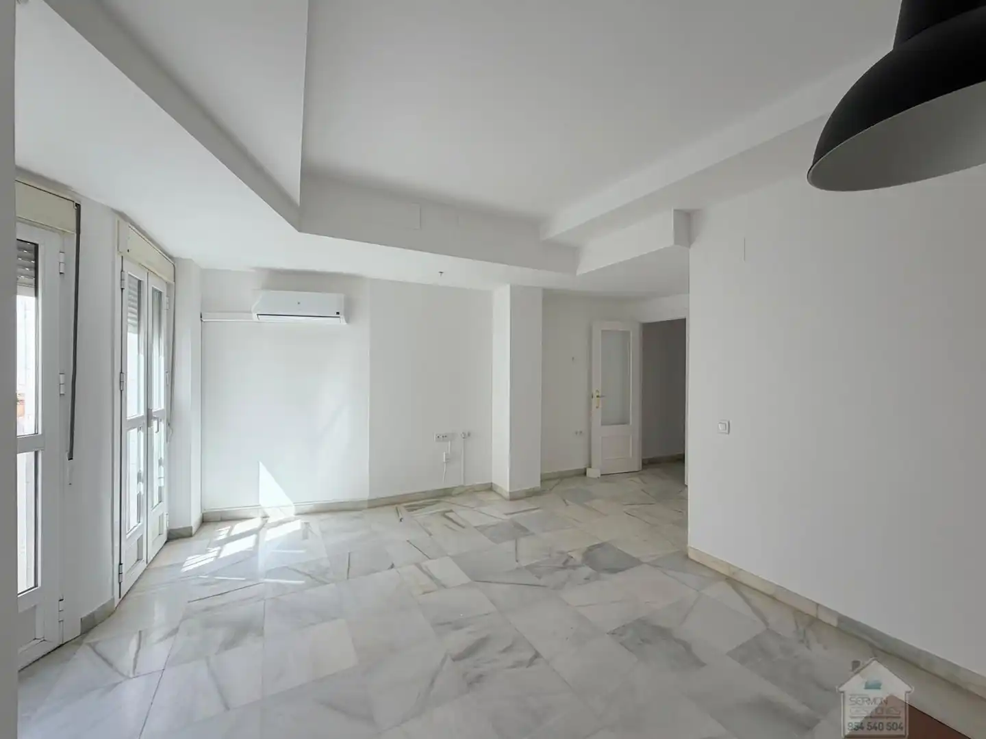 Apartament amb terrassa de lloguer a Casco Antiguo, imagen 8