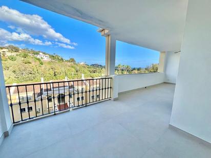 Terrassa de Apartament en venda en Benahavís amb Aire condicionat, Terrassa i Piscina
