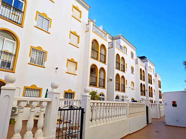 Apartamento en Venta en  RAMON Y CAJAL-ZENIA II, 1 en La Zenia