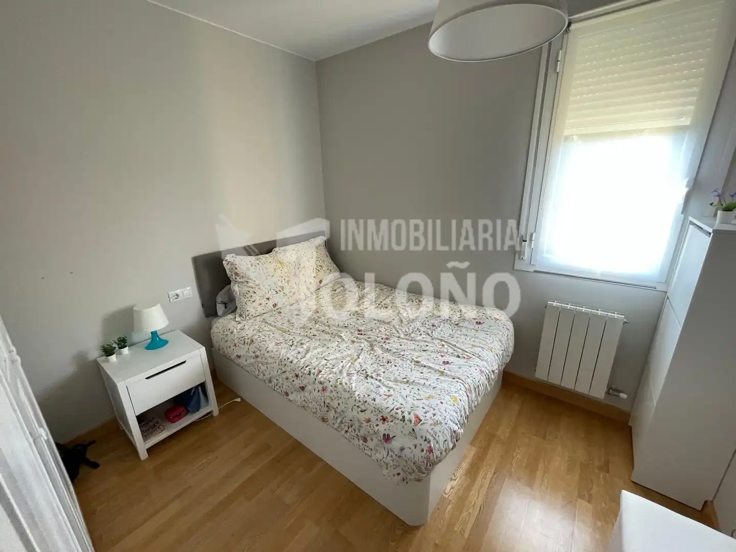 Habitación de Casa o chalet en venta en Anguciana con Calefacción, Jardín privado y Parquet