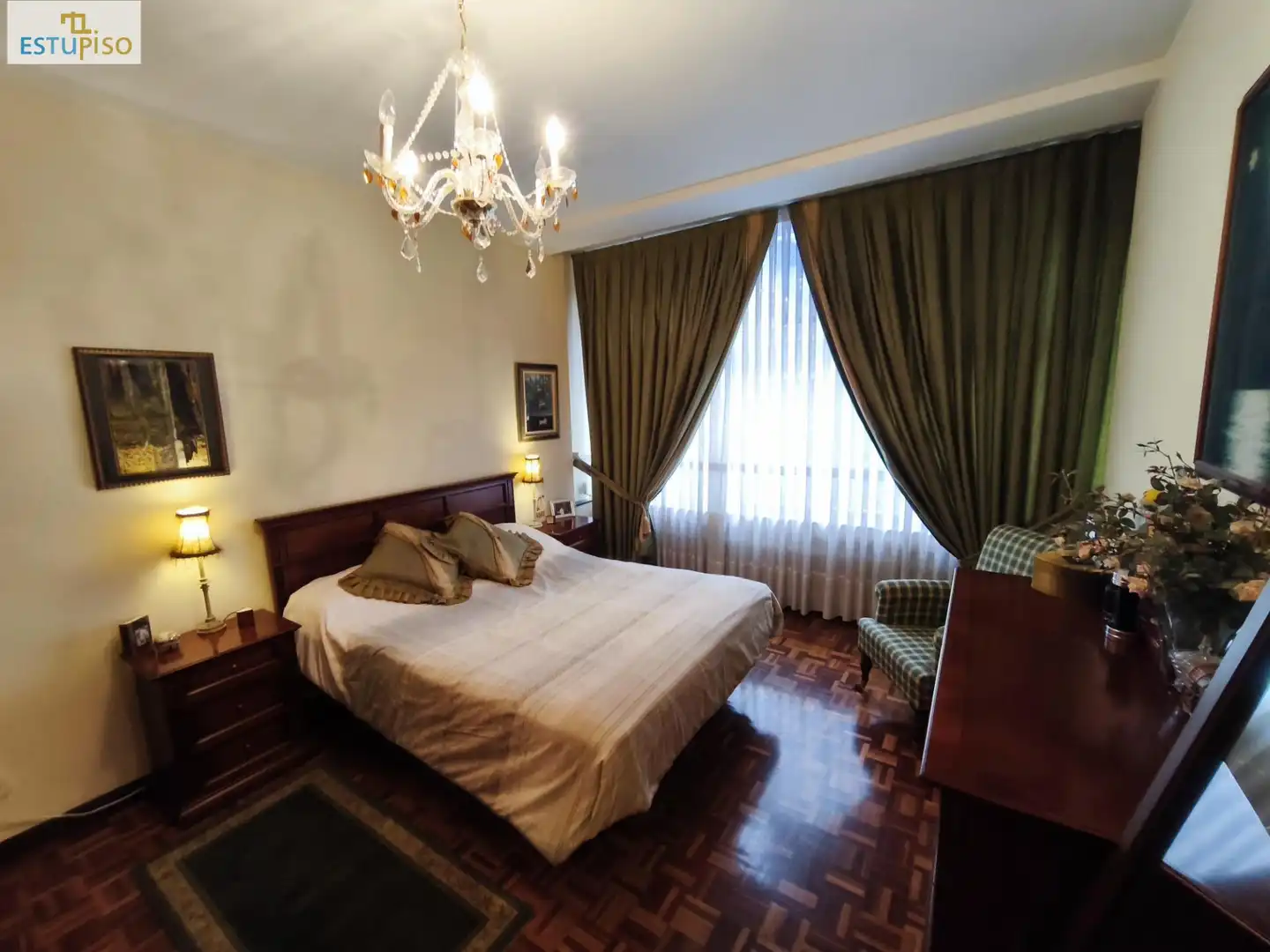 Bedroom of Flat for sale in Ensanche