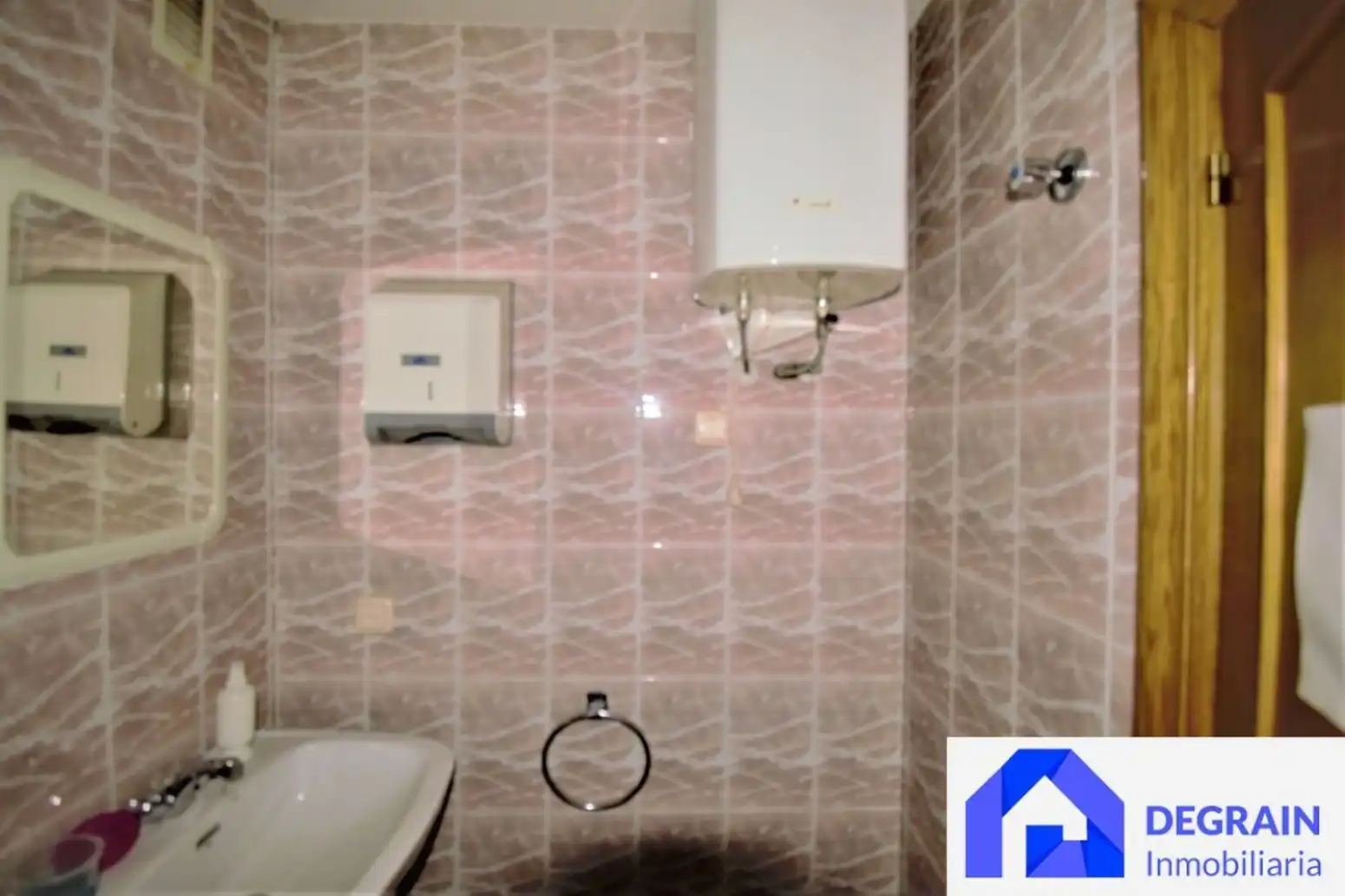 Badezimmer von Geschaftsraum zum Verkauf in Oviedo 