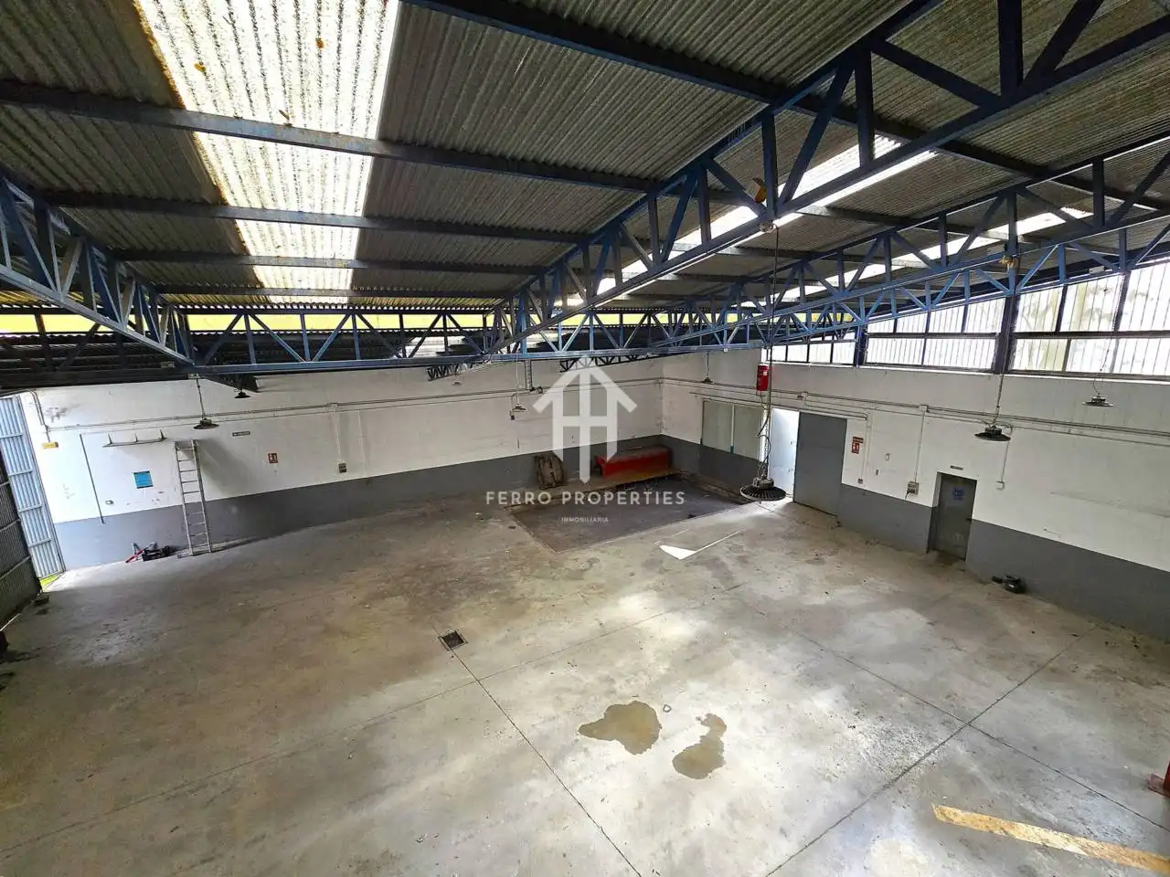 Nave industrielle à vendre à Loja, imagen 2