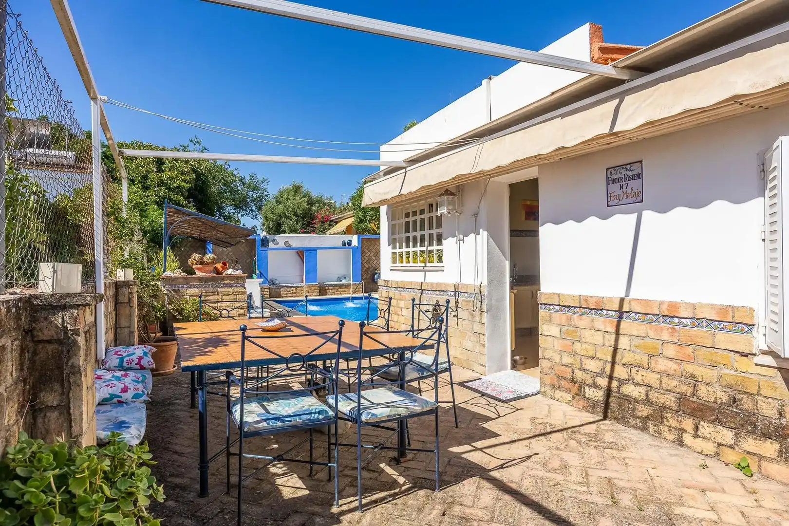 Terrasse von Haus oder Chalet zum Verkauf in Tomares mit Klimaanlage, Heizung und Privatgarten