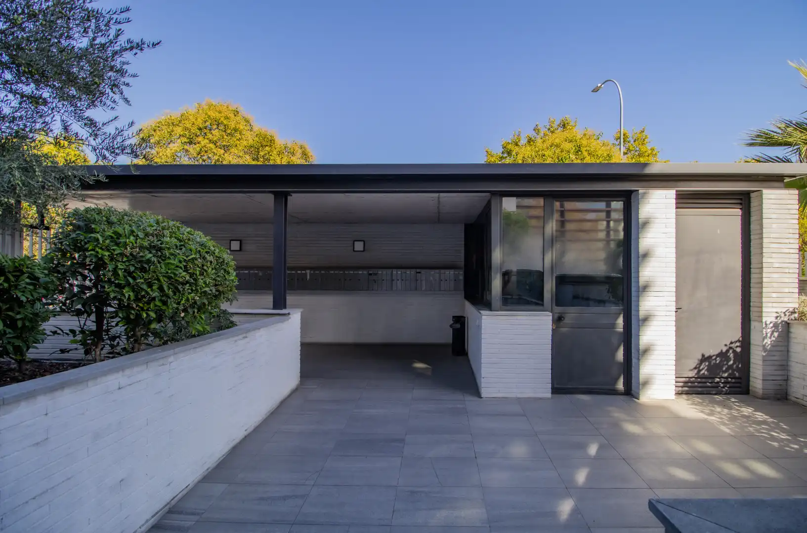 Exterior view of Duplexes for rent in Parque Ondarreta - Urtinsa