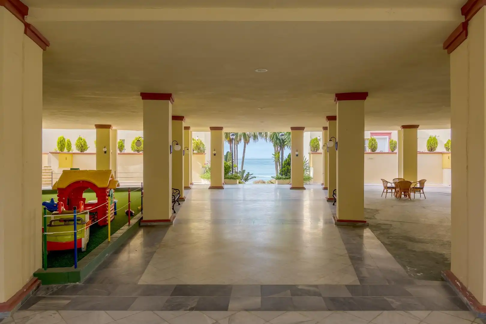 Flat for sale in Marbella  with Air Conditioner, Heating and Private garden