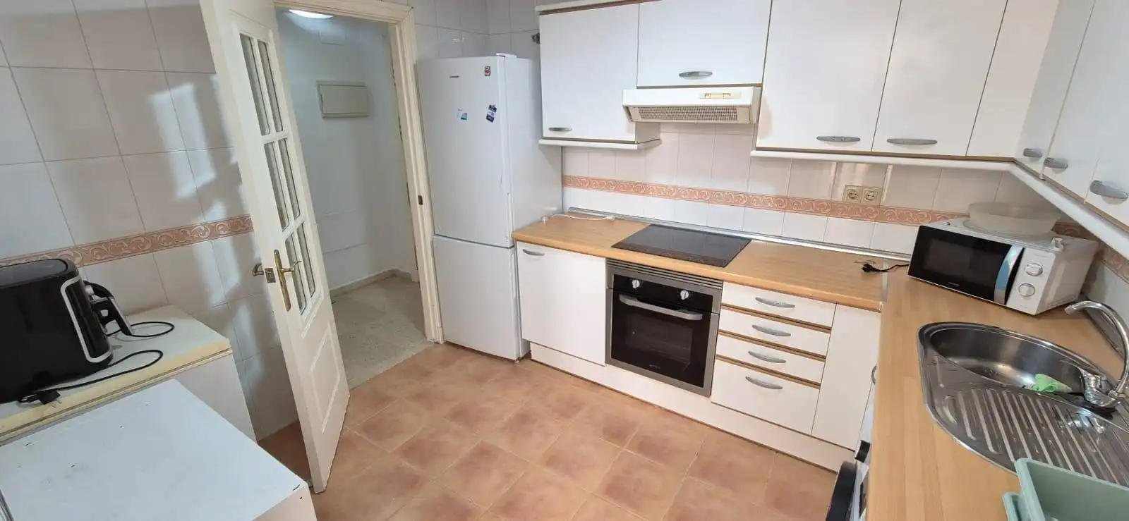 Cocina de Piso de alquiler en Málaga con Terraza y Amueblado