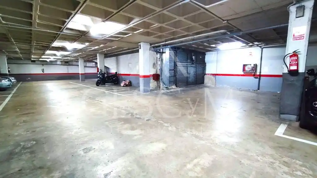 Einzelparkplatz zum Verkauf in Carrer del Mestre Joan Corrales, imagen 3