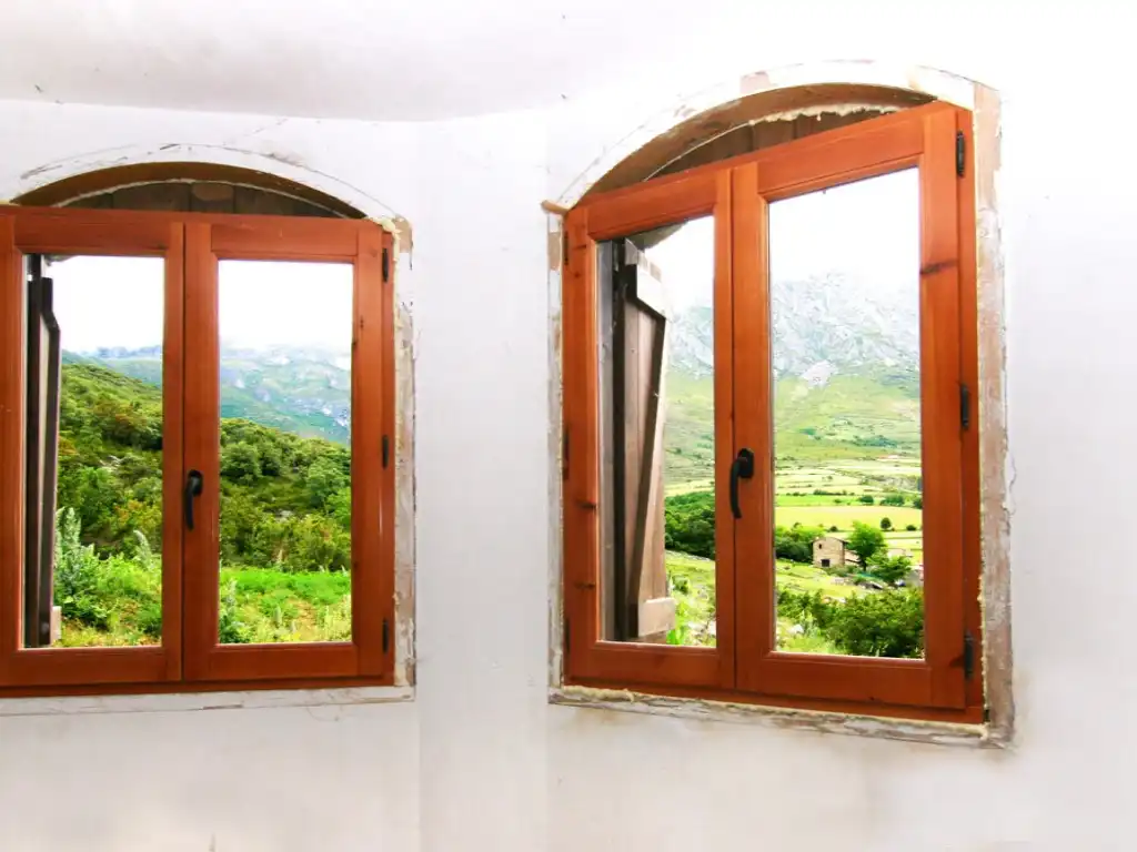 Exterior view of Houses for sale in Valle de Lierp
