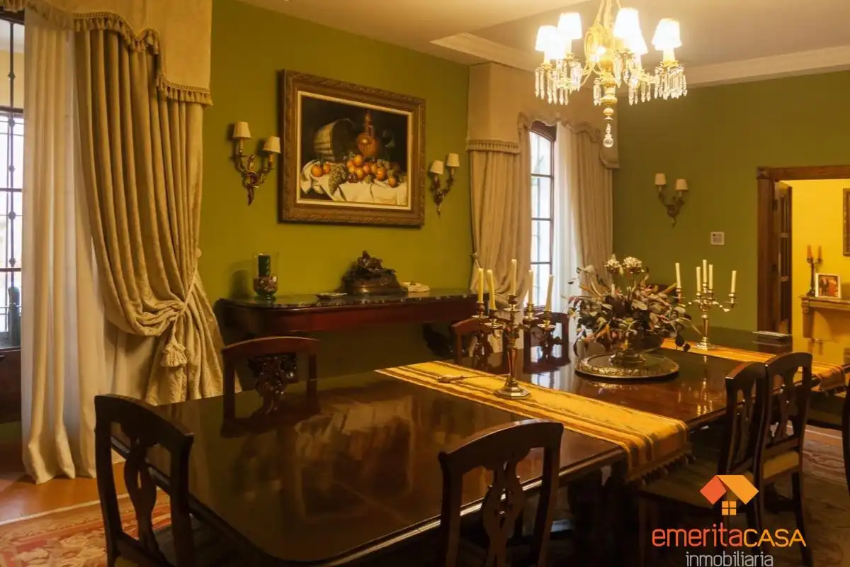 Comedor de Casa o chalet en venta en Mérida con Aire acondicionado, Calefacción y Trastero