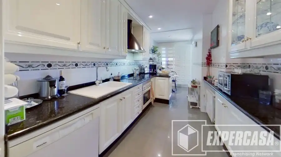 Kitchen of Flat for sale in Campanar