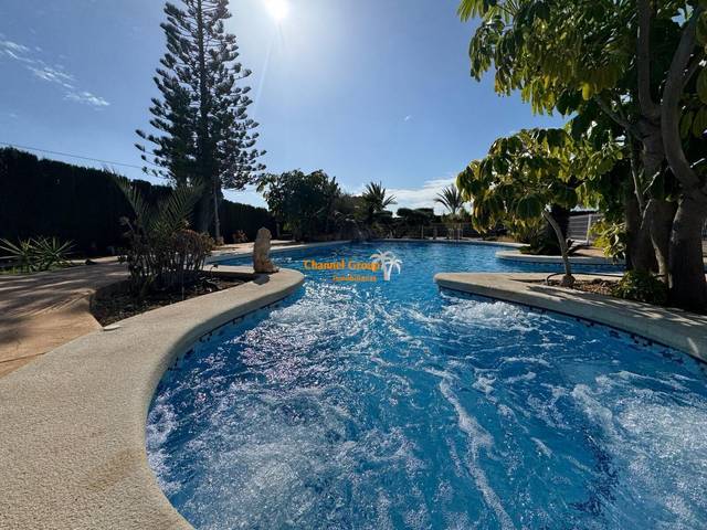 Casa-chalet en Venta en Jubalcoi