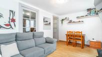 Sala d'estar de Casa o xalet en venda en Ribadesella amb Jardí privat, Terrassa i Balcó