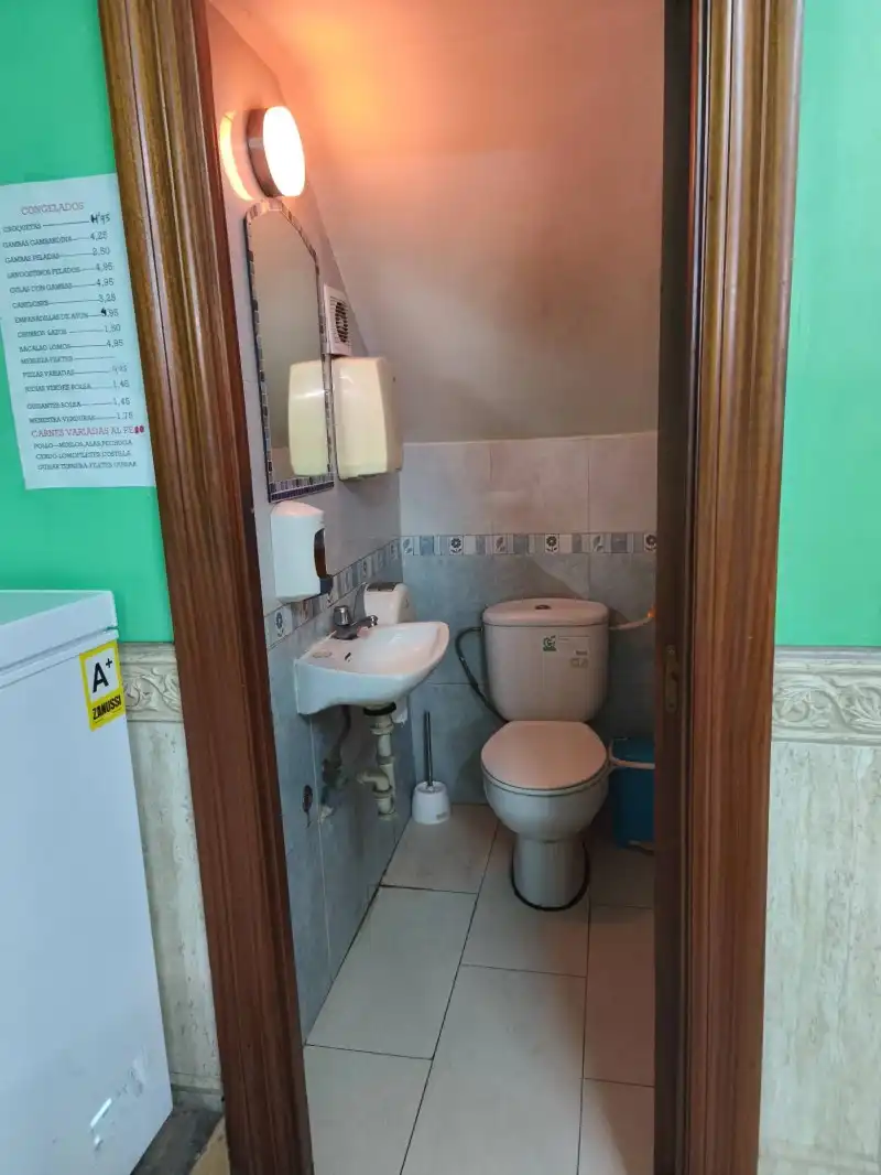Baño de Casa o chalet en venta en Camargo con Jardín privado, Terraza y Amueblado