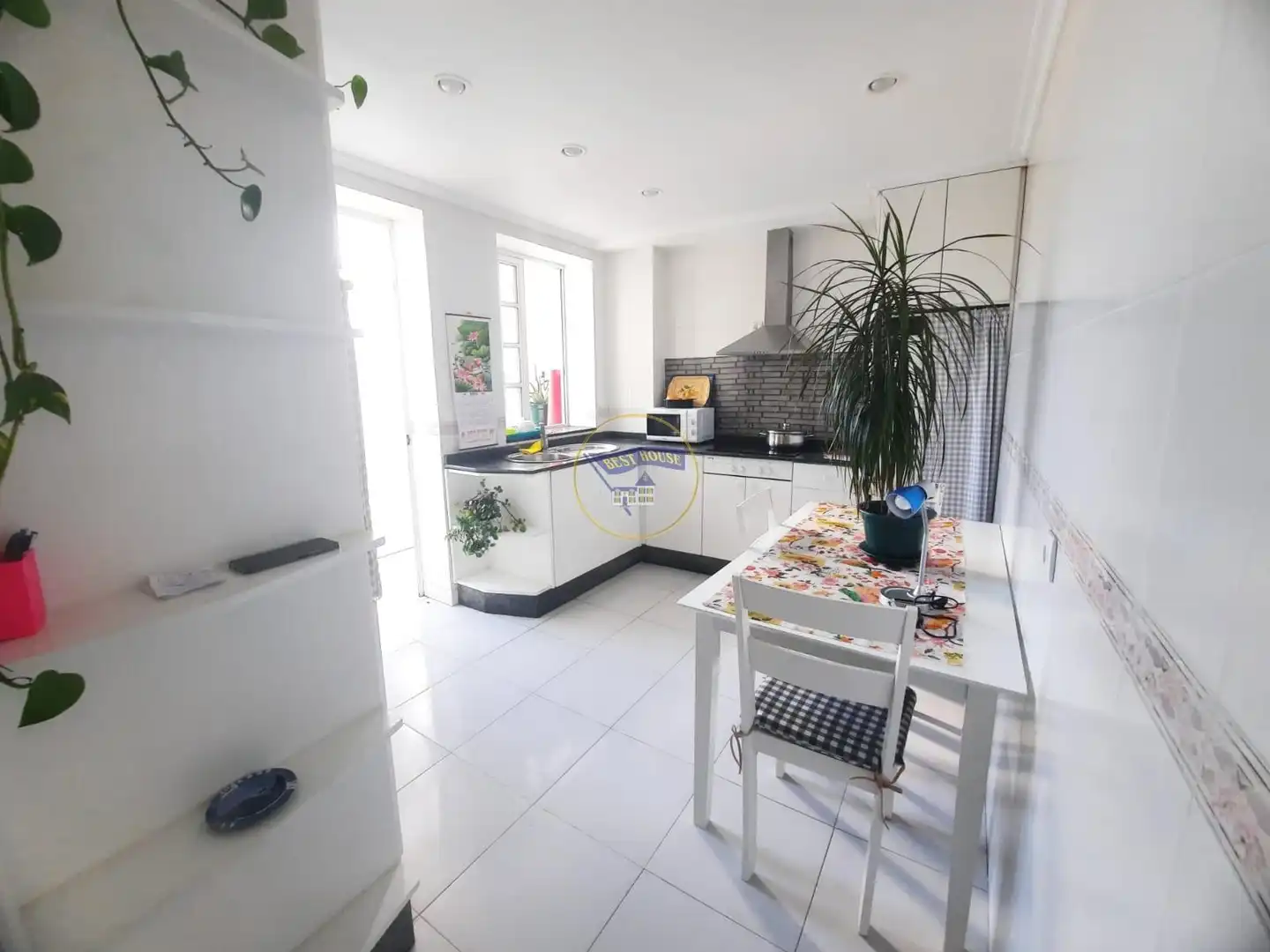 Cocina de Piso en venta en Vigo  con Calefacción y Amueblado