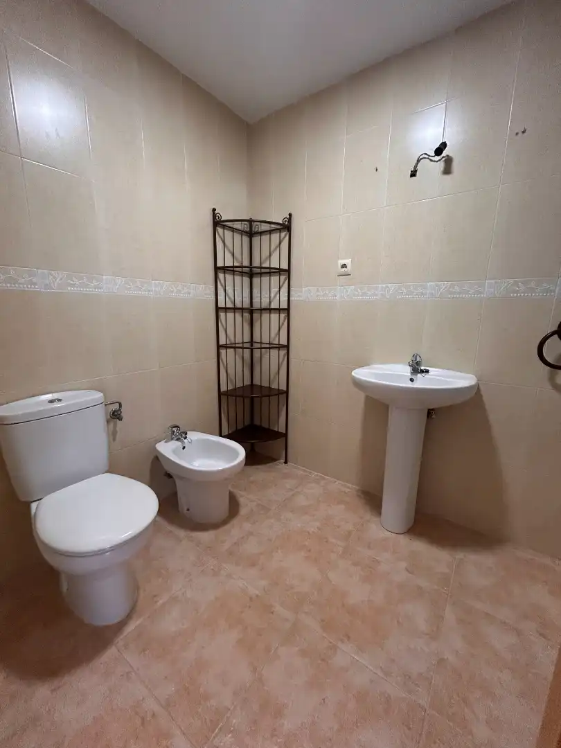 Baño de Dúplex en venta en Pezuela de las Torres con Calefacción y Horno