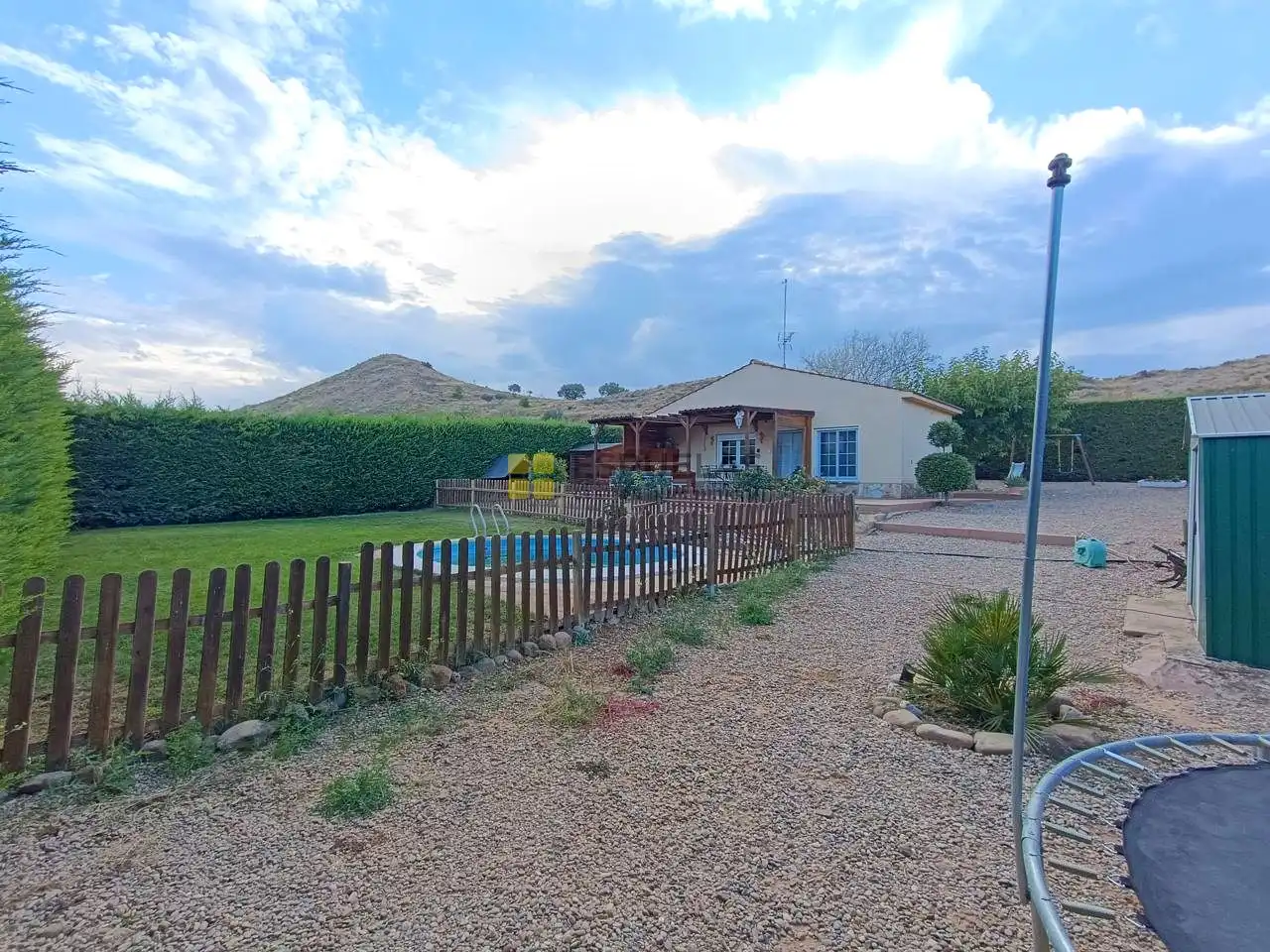 Jardín de Finca rústica en venta en Autol con Jardín privado, Piscina y Amueblado
