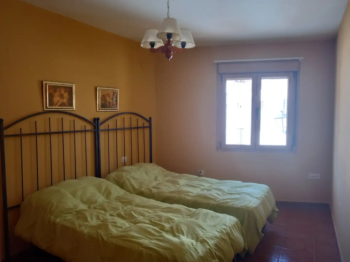 Habitación de Local en venta en Casas de Miravete con Aire acondicionado, Calefacción y Amueblado